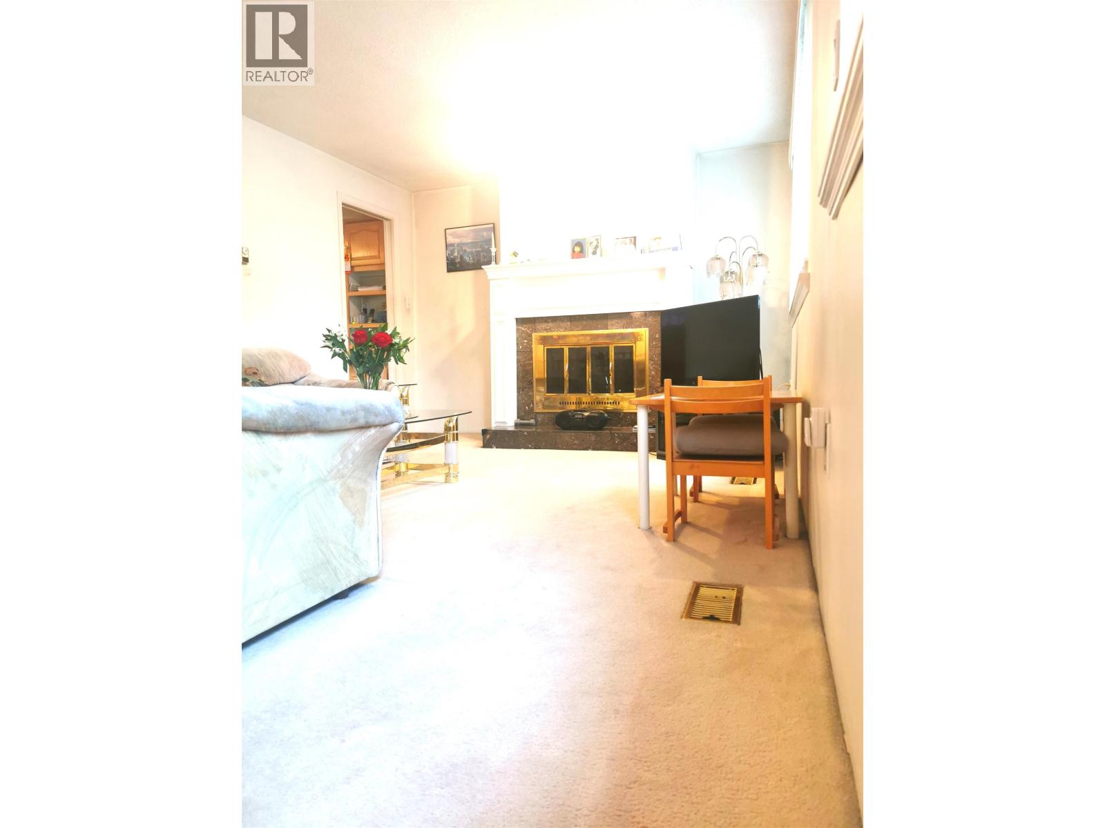 5761 Sprott Street, Burnaby, British Columbia  V5G 1T8 - Photo 6 - R3064782