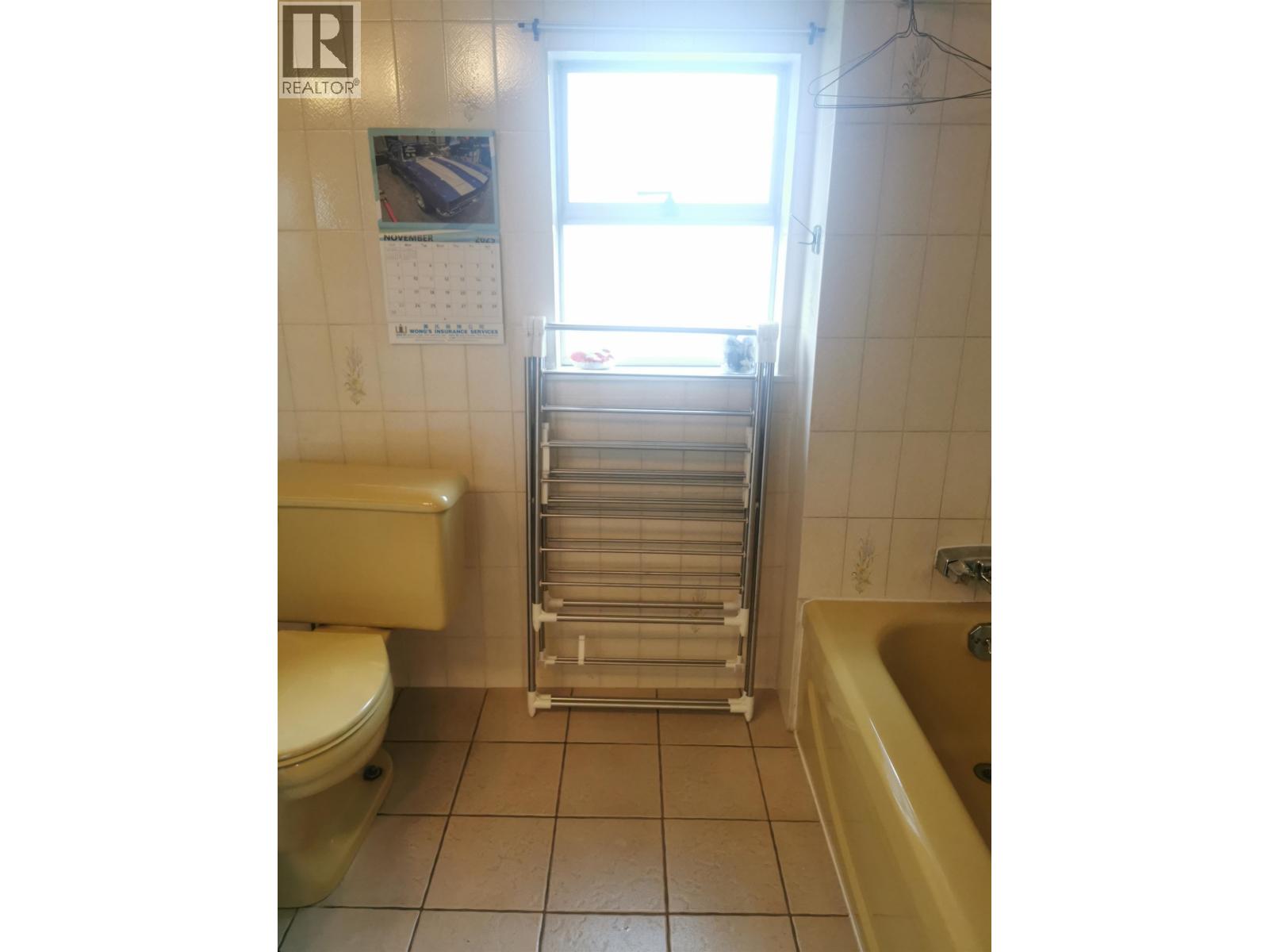 5761 Sprott Street, Burnaby, British Columbia  V5G 1T8 - Photo 13 - R3064782