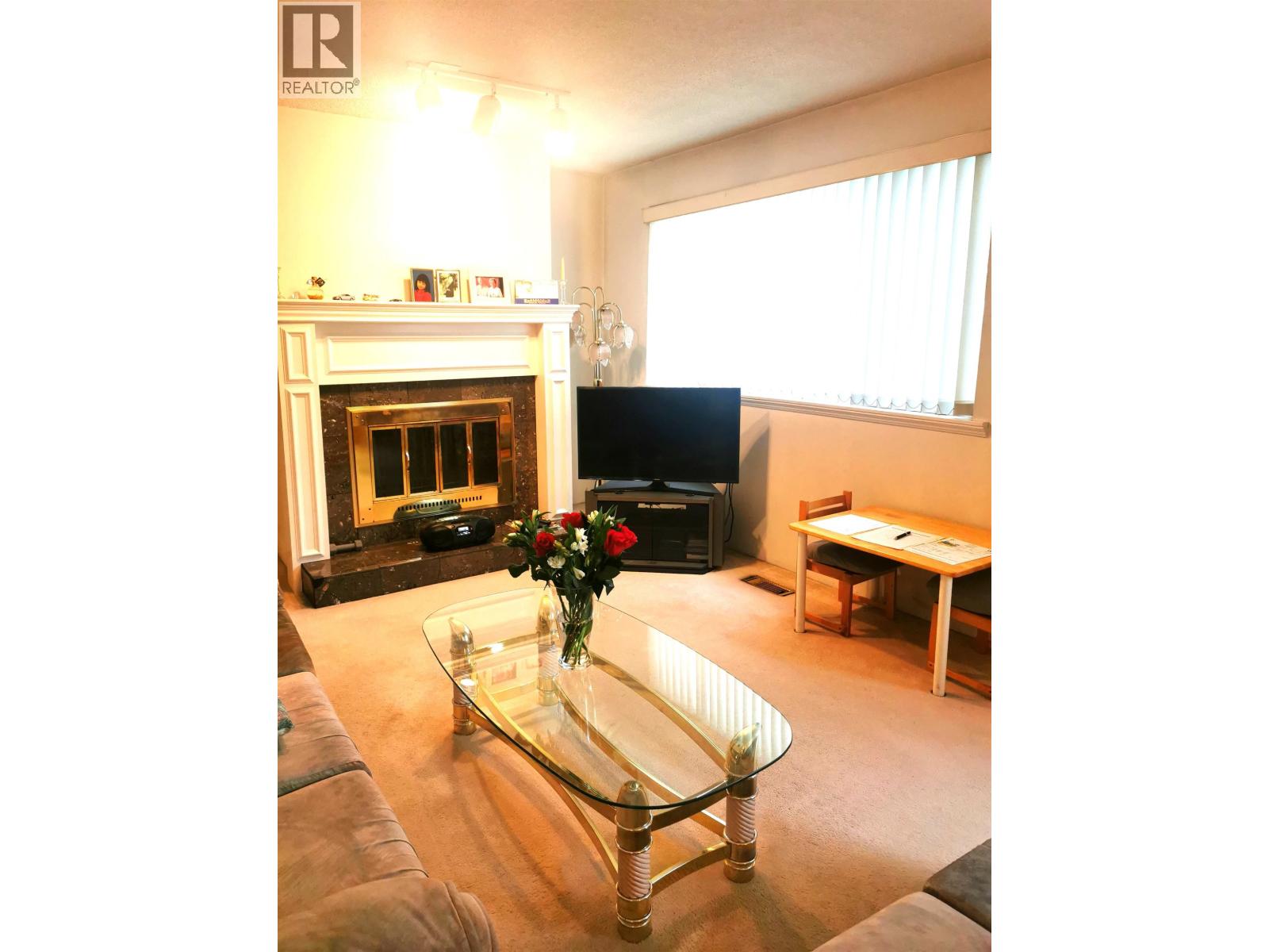 5761 Sprott Street, Burnaby, British Columbia  V5G 1T8 - Photo 7 - R3064782