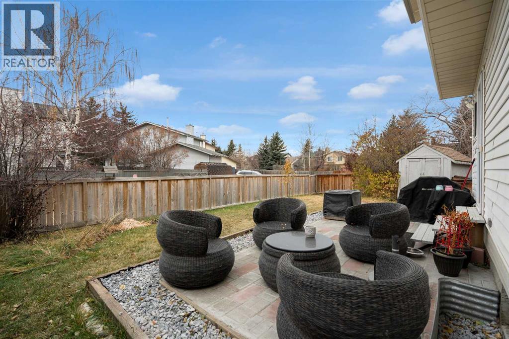 28 Woodglen Close Sw, Calgary, Alberta  T2W 4N1 - Photo 25 - A2268973