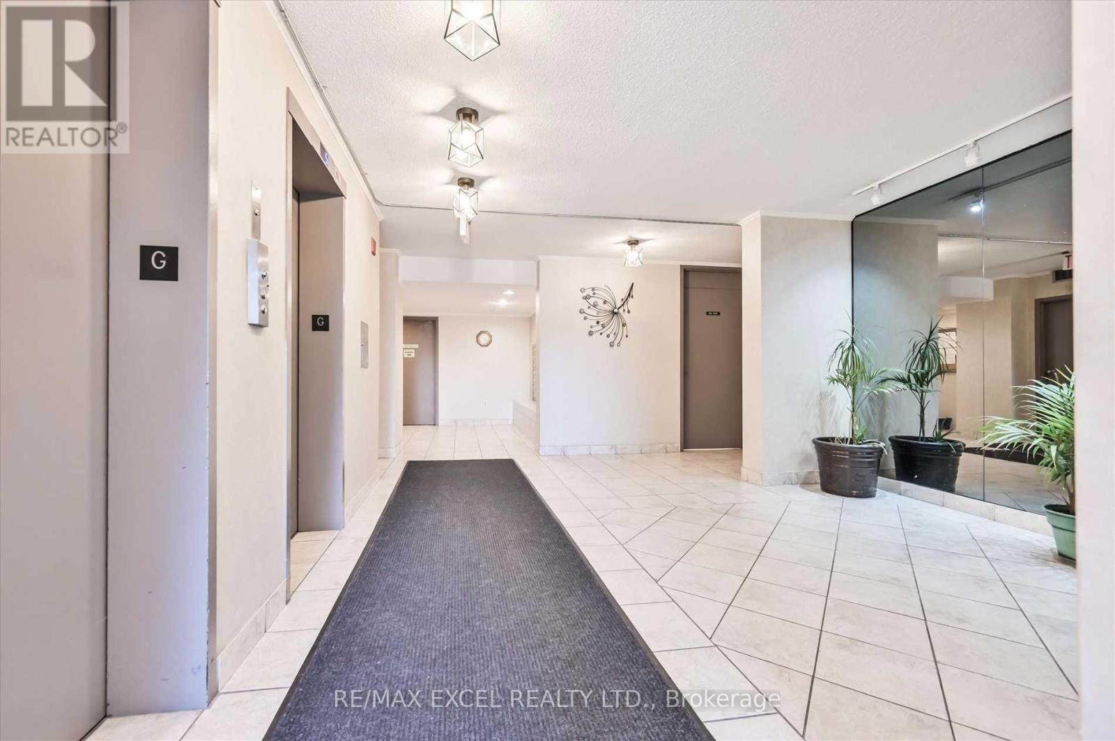 907 - 2500 Bridletowne Circle, Toronto, Ontario  M1W 2V1 - Photo 5 - E12526106