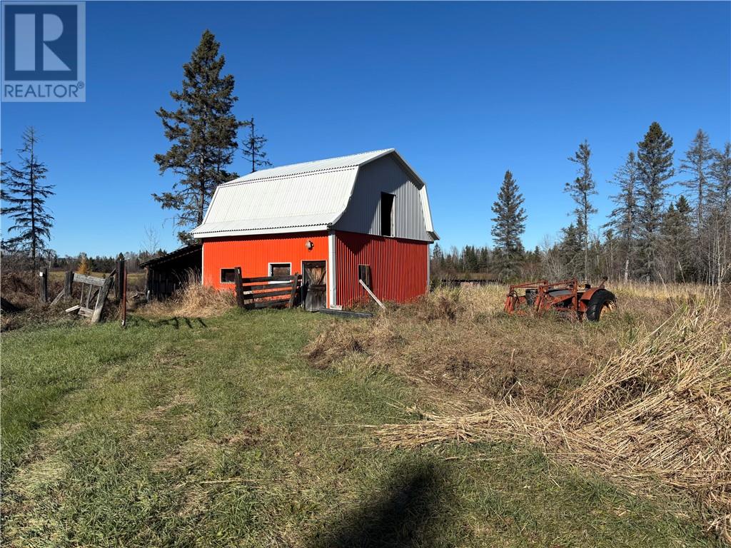 1476 Hwy 144, Chelmsford, Ontario P0M 1L0 - Photo 2 - 2125424