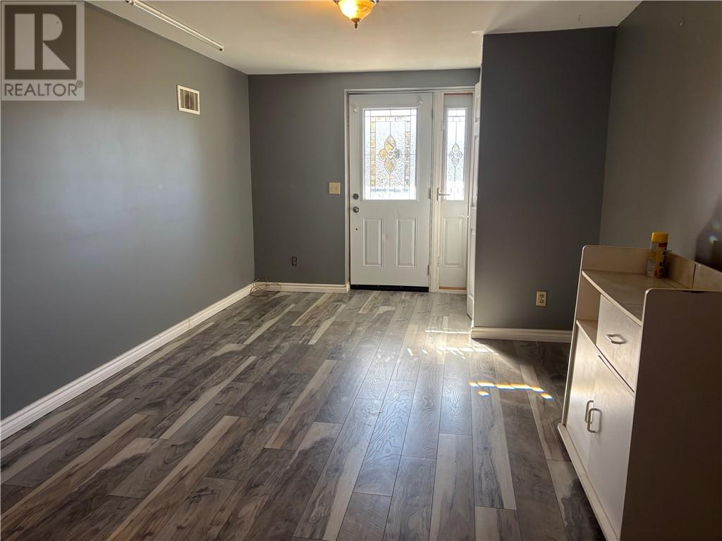 1476 Hwy 144, Chelmsford, Ontario P0M 1L0 - Photo 14 - 2125424