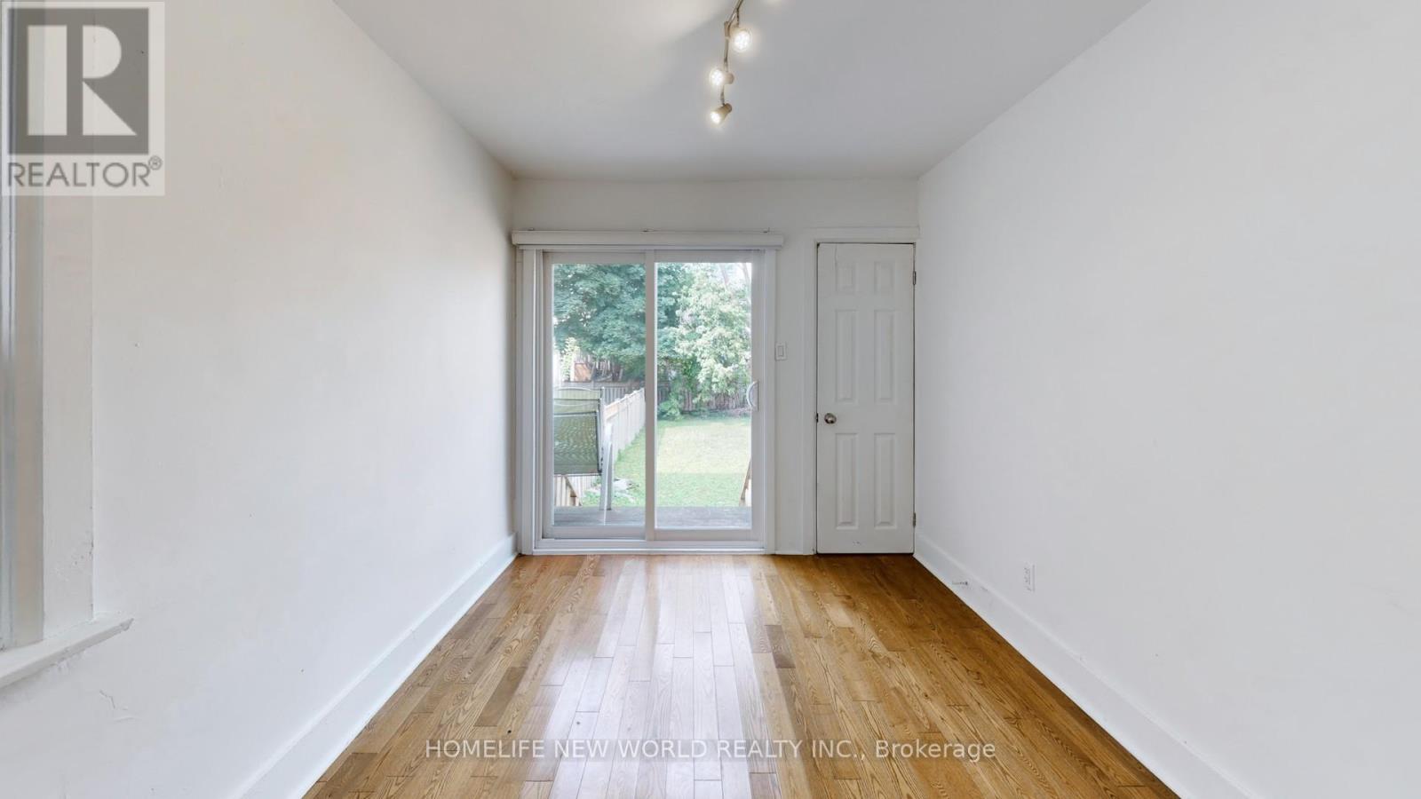 Main Fl - 14 Franklin Avenue, Toronto, Ontario  M2N 1B6 - Photo 9 - C12417966