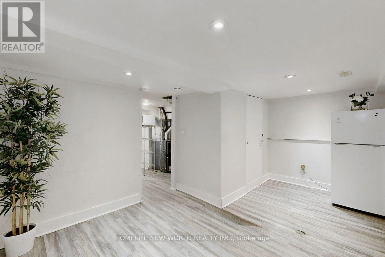 14 Franklin Avenue, Toronto, Ontario  M2N 1B6 - Photo 22 - C12425361