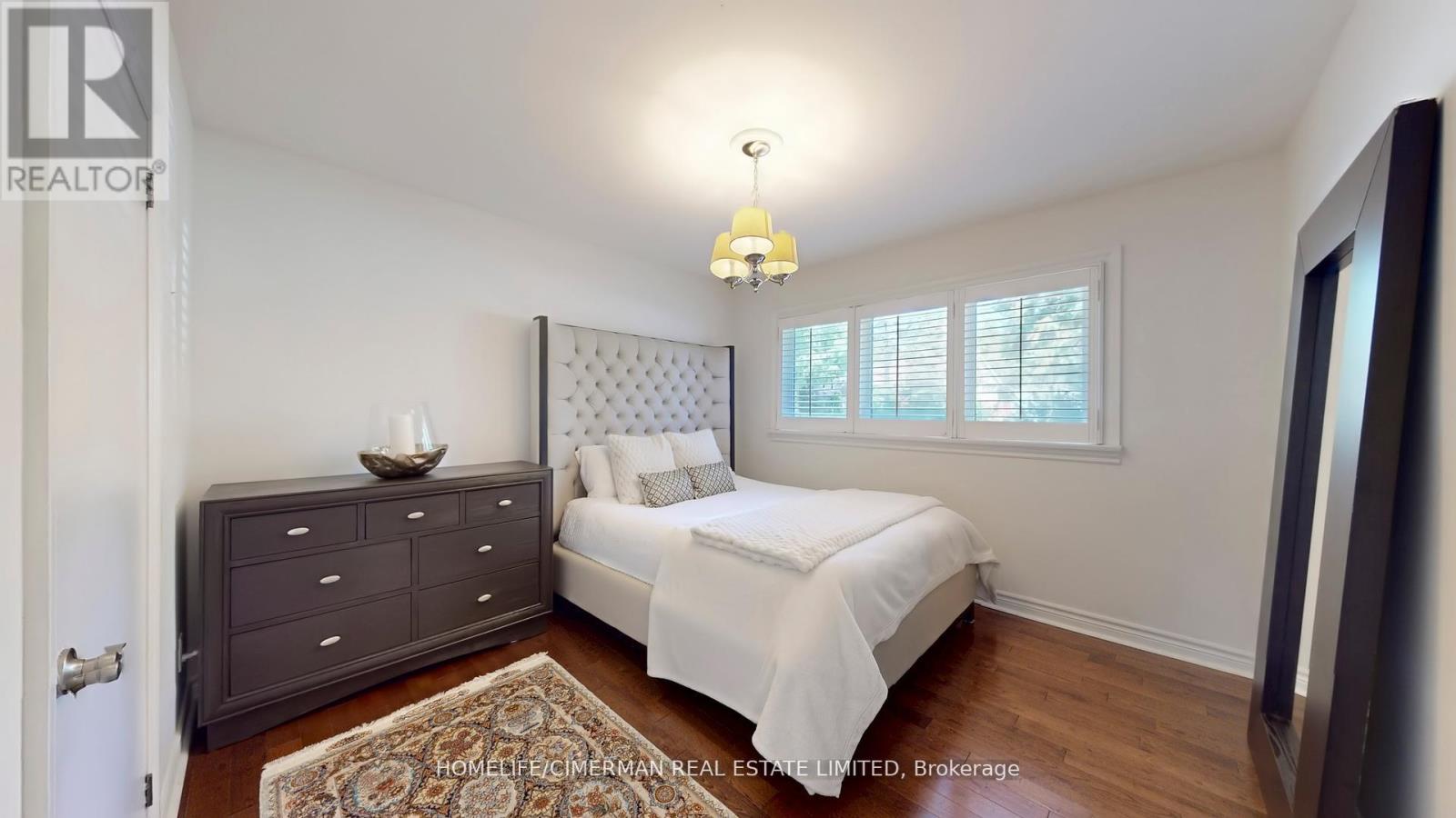 386 Kerrybrook Drive, Richmond Hill, Ontario  L4C 3R1 - Photo 17 - N12526132