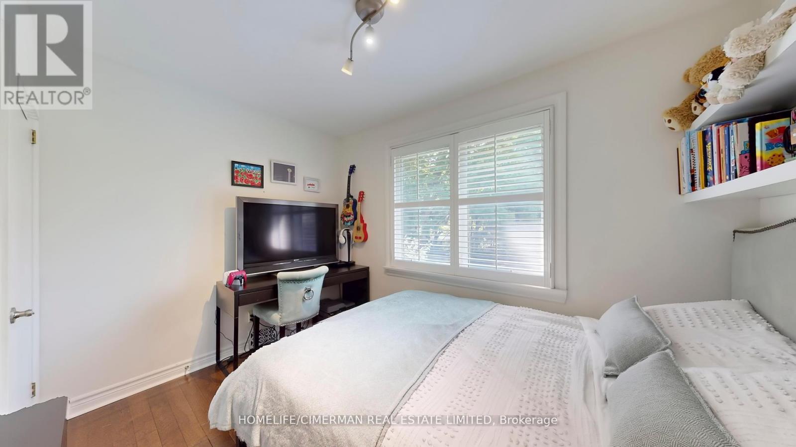 386 Kerrybrook Drive, Richmond Hill, Ontario  L4C 3R1 - Photo 19 - N12526132