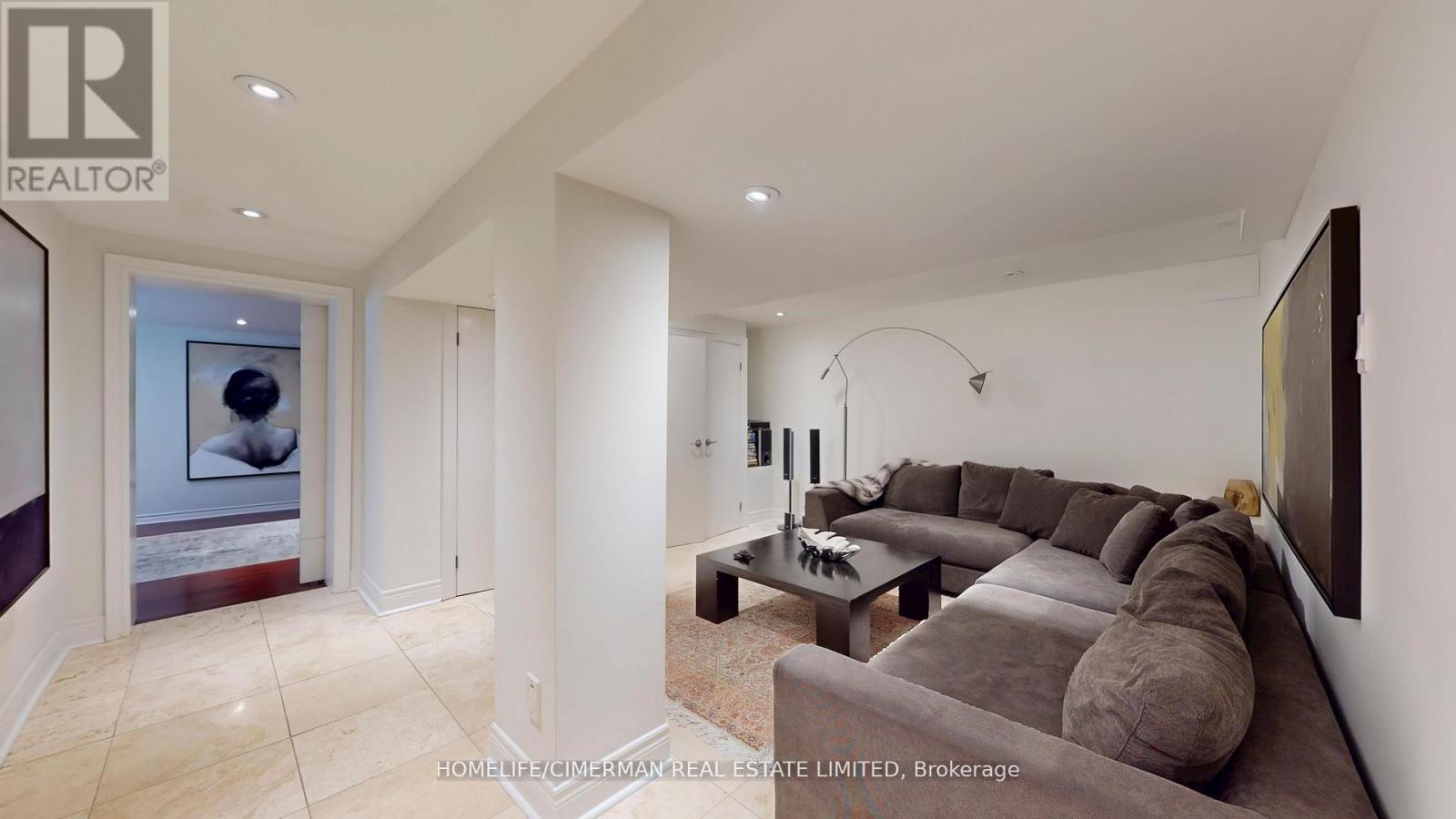 386 Kerrybrook Drive, Richmond Hill, Ontario  L4C 3R1 - Photo 28 - N12526132