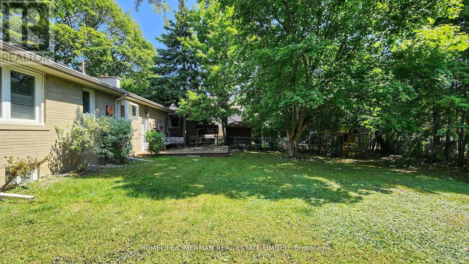 386 Kerrybrook Drive, Richmond Hill, Ontario  L4C 3R1 - Photo 37 - N12526132