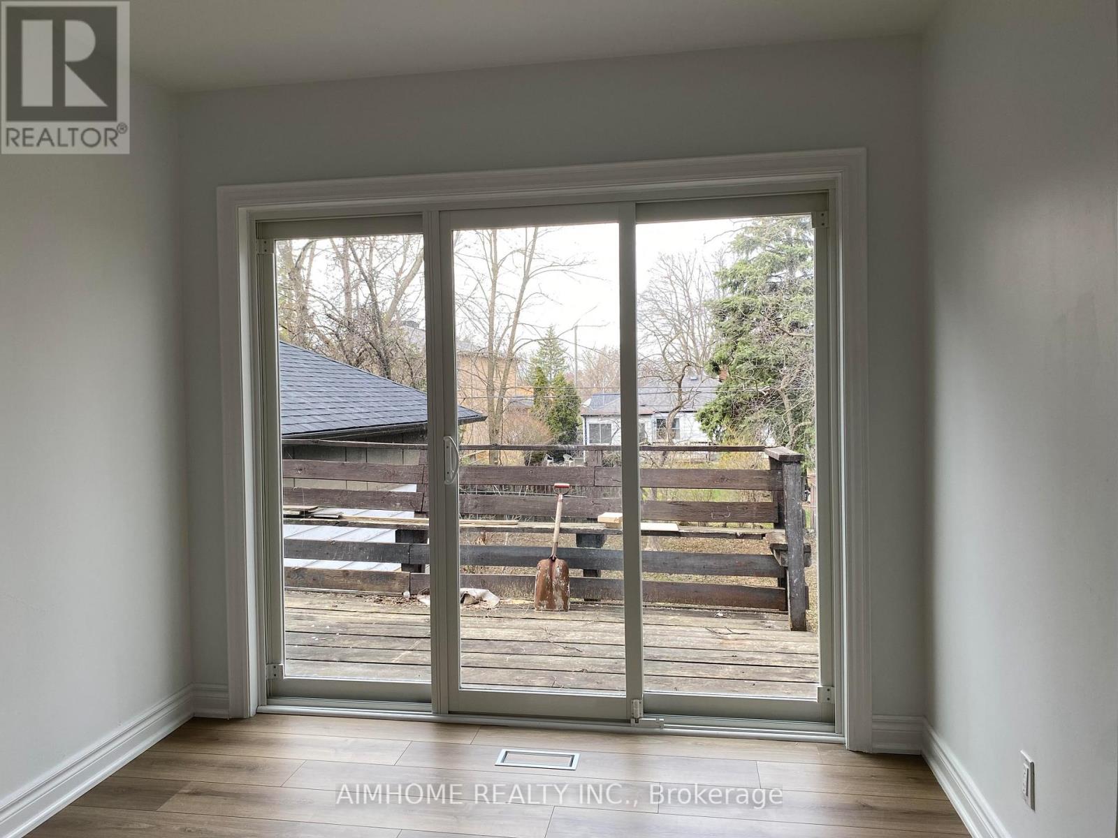 (Main) - 108 Steeles Avenue E, Markham, Ontario  L3T 1A4 - Photo 5 - N12526138