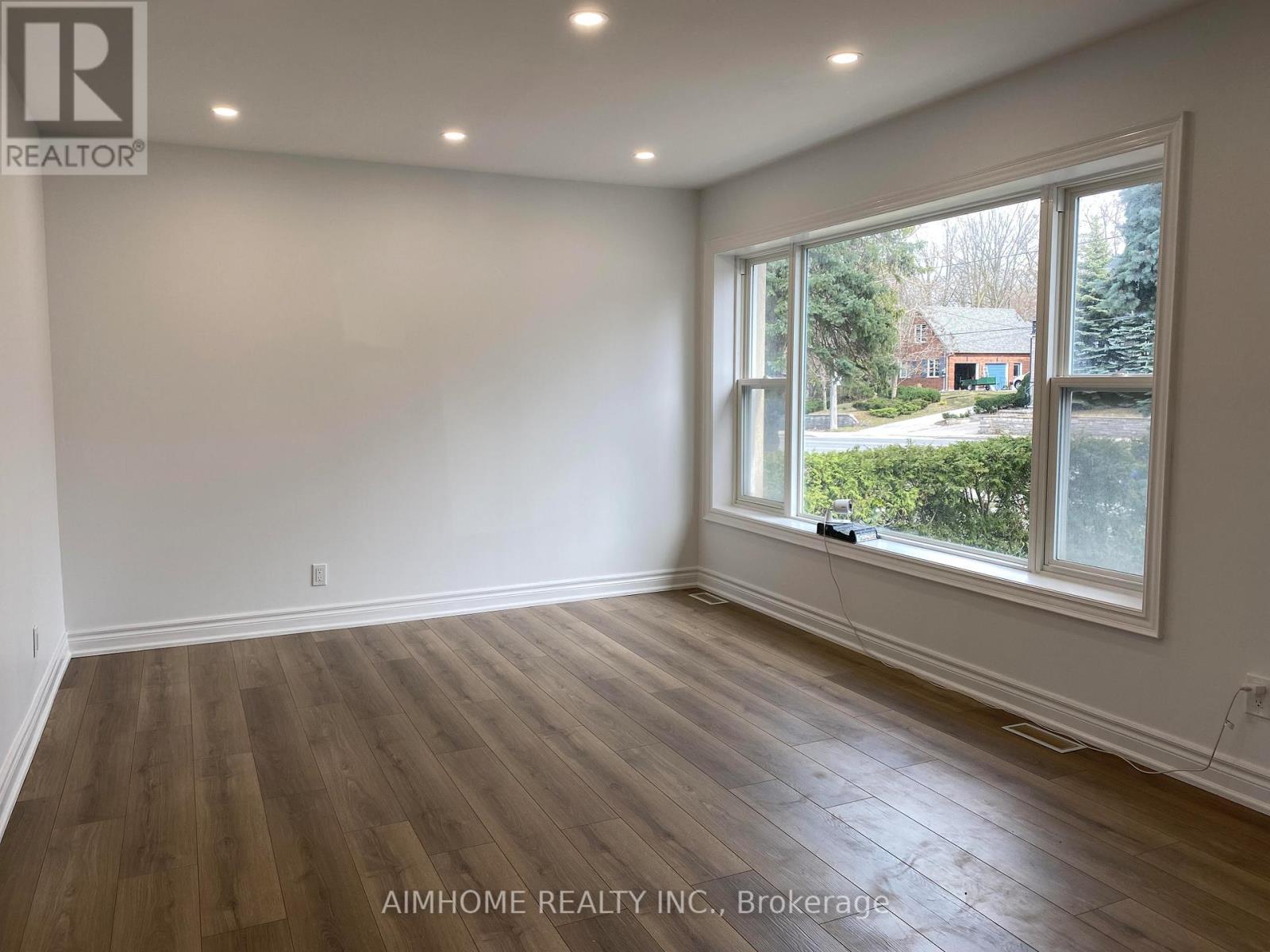 (Main) - 108 Steeles Avenue E, Markham, Ontario  L3T 1A4 - Photo 7 - N12526138