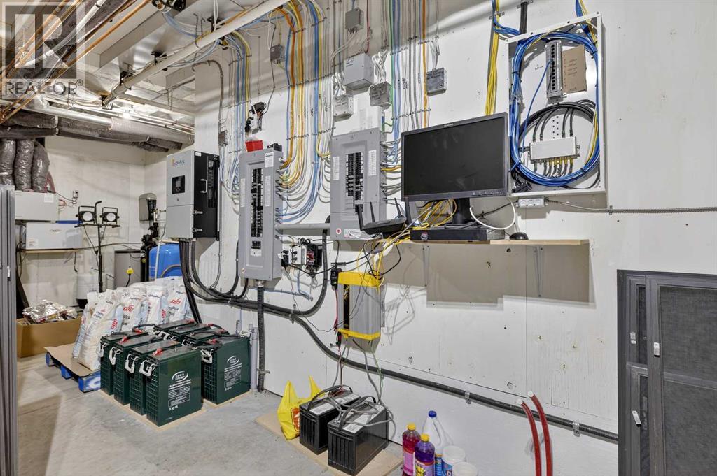 1474 Twp314, Rural Mountain View County, Alberta  T0M 0W0 - Photo 34 - A2264170