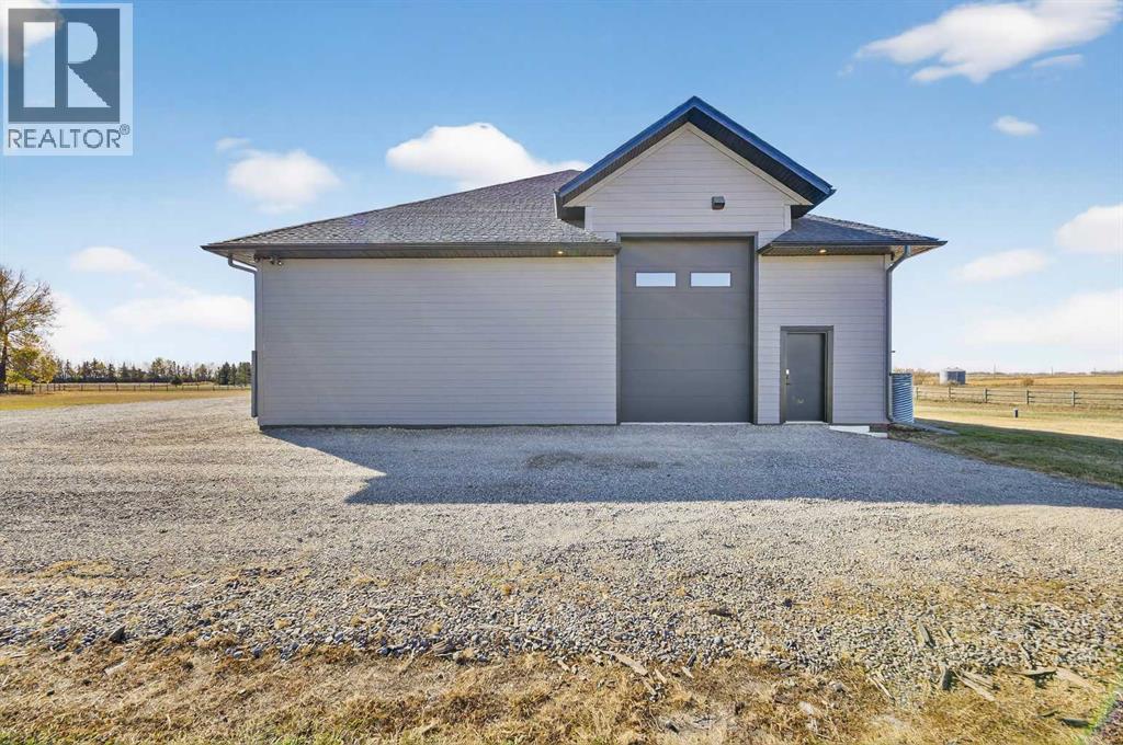 1474 Twp314, Rural Mountain View County, Alberta  T0M 0W0 - Photo 43 - A2264170