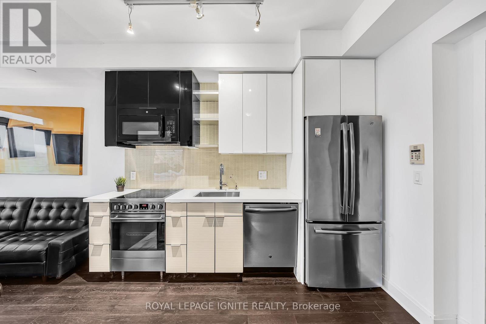 607 - 33 Shore Breeze Drive, Toronto, Ontario  M7V 1A1 - Photo 8 - W12526098