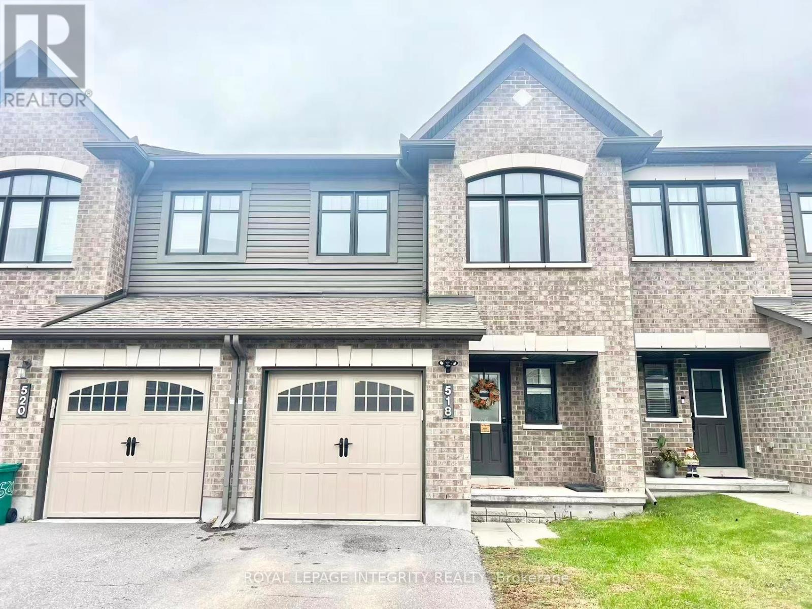 518 PAINE AVENUE, Ottawa, Ontario