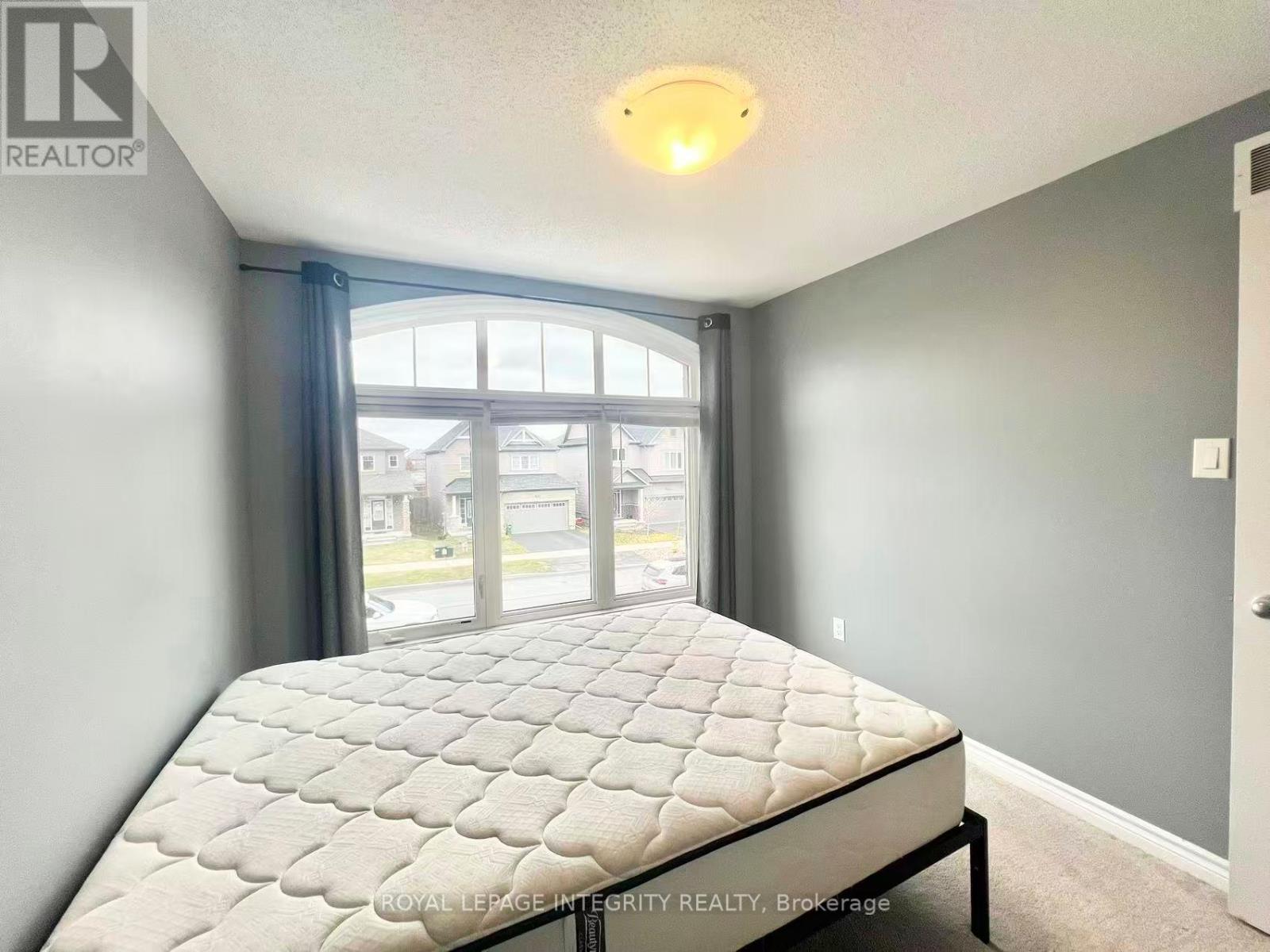 518 Paine Avenue, Ottawa, Ontario  K2T 0K7 - Photo 27 - X12526154