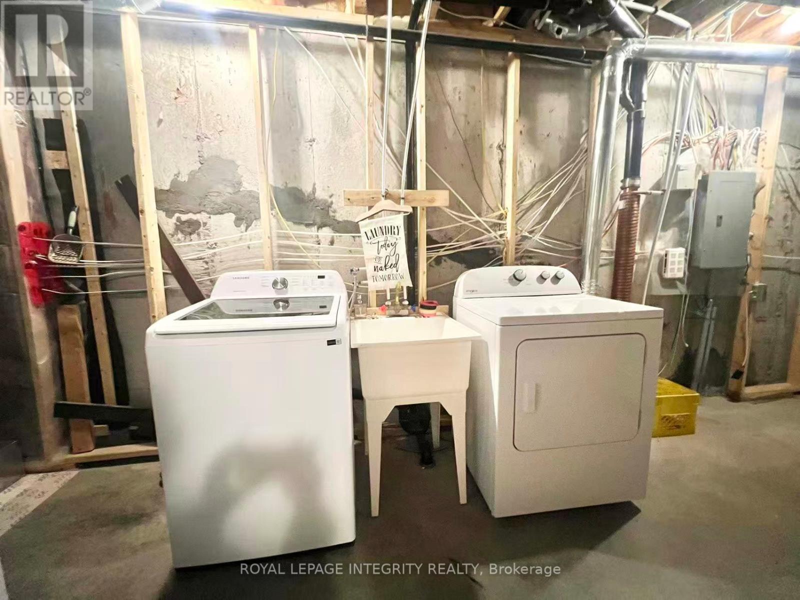 518 Paine Avenue, Ottawa, Ontario  K2T 0K7 - Photo 28 - X12526154