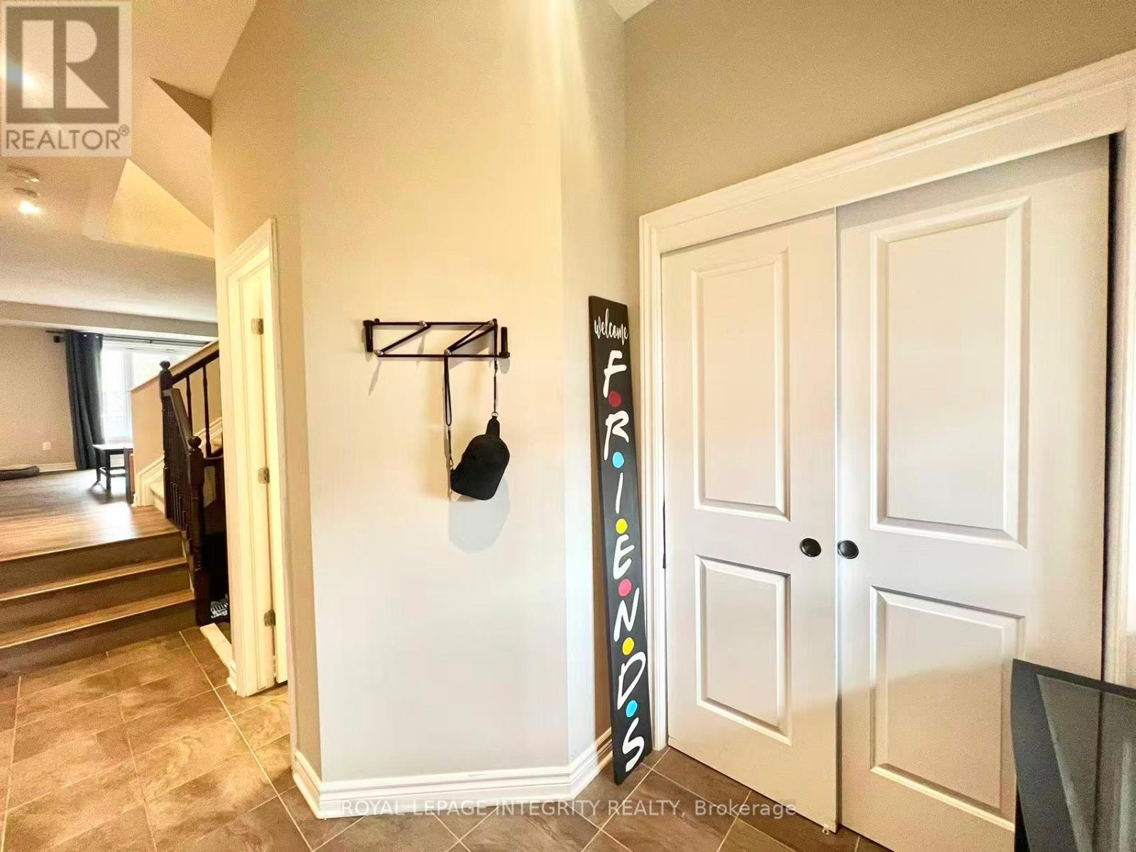 518 Paine Avenue, Ottawa, Ontario  K2T 0K7 - Photo 3 - X12526154