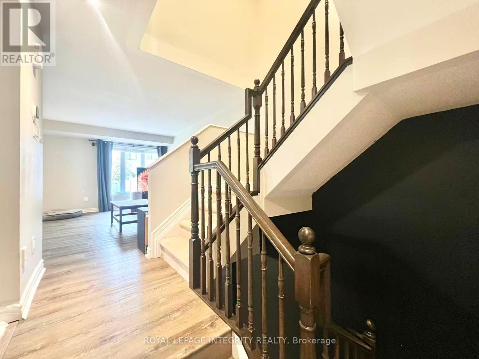 518 Paine Avenue, Ottawa, Ontario  K2T 0K7 - Photo 6 - X12526154