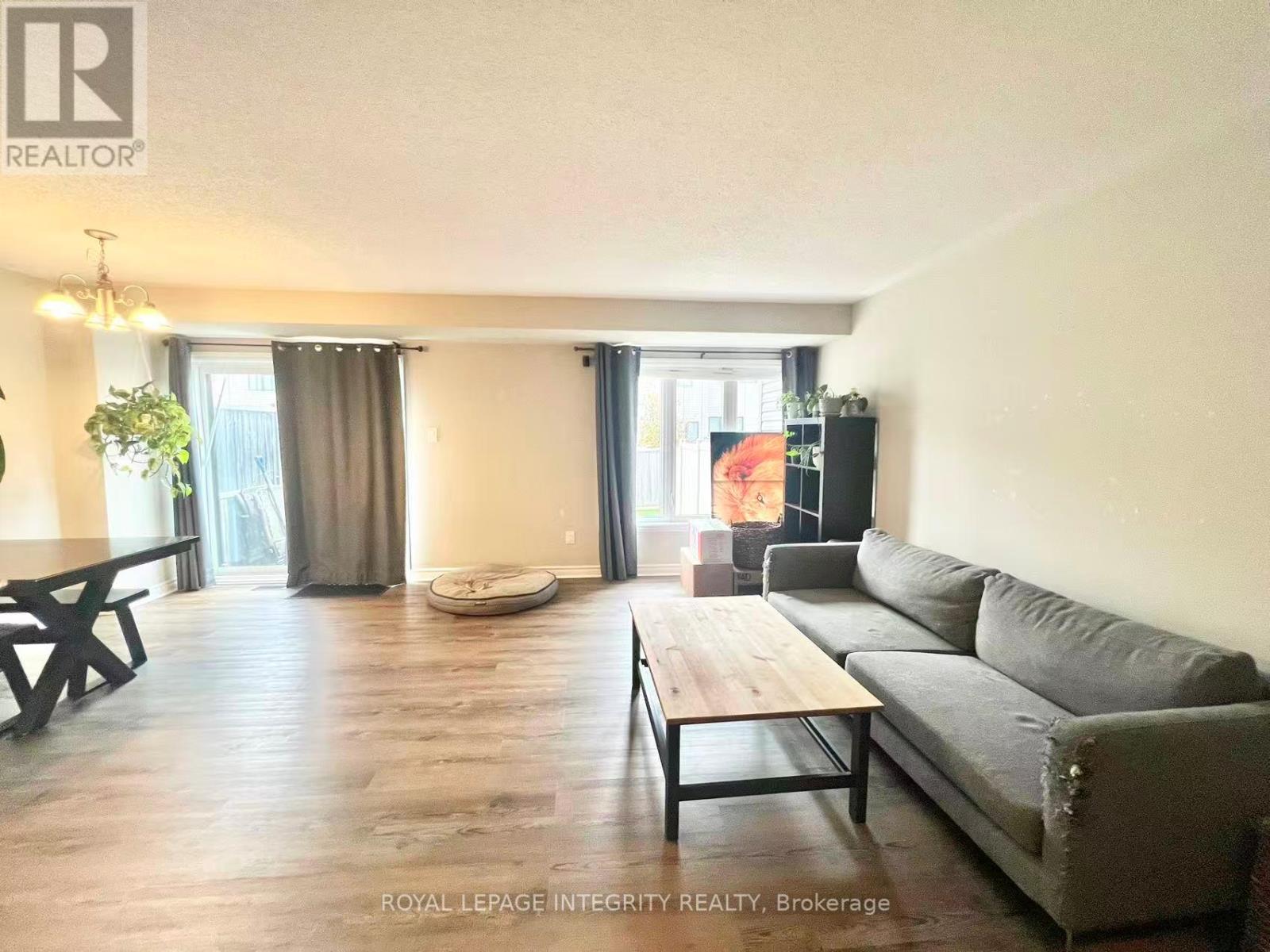 518 Paine Avenue, Ottawa, Ontario  K2T 0K7 - Photo 8 - X12526154