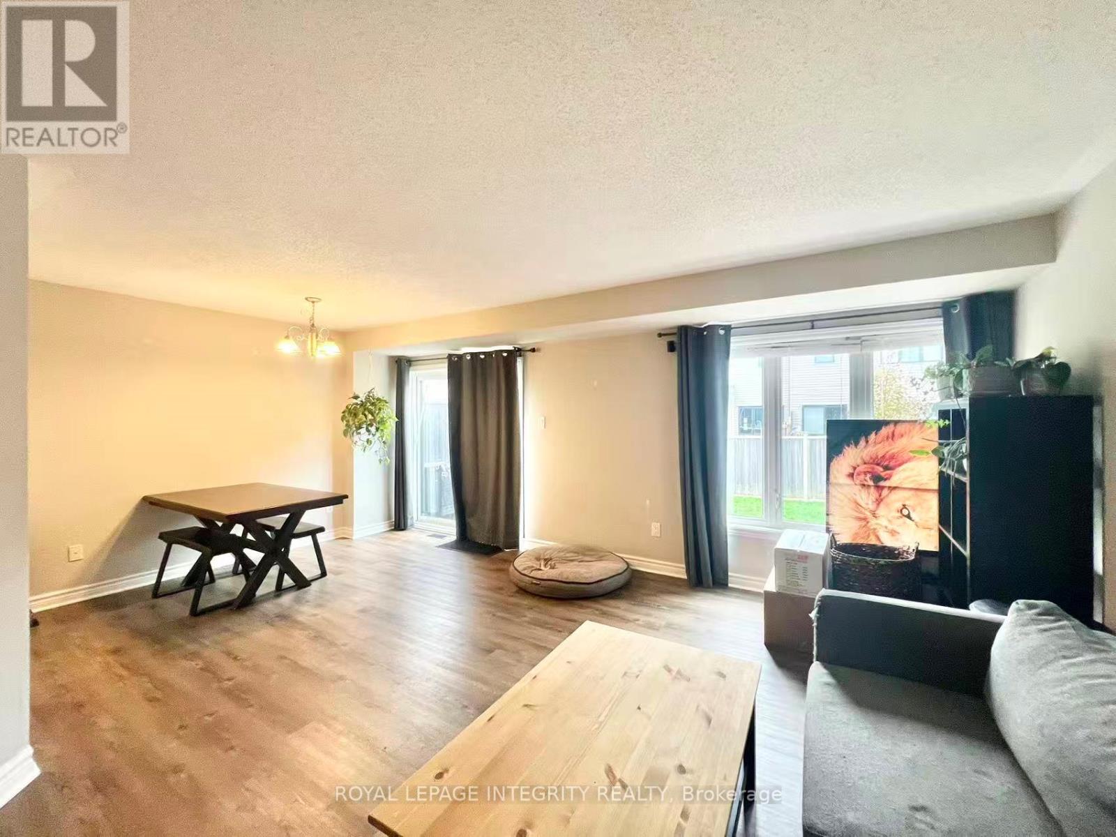 518 Paine Avenue, Ottawa, Ontario  K2T 0K7 - Photo 9 - X12526154