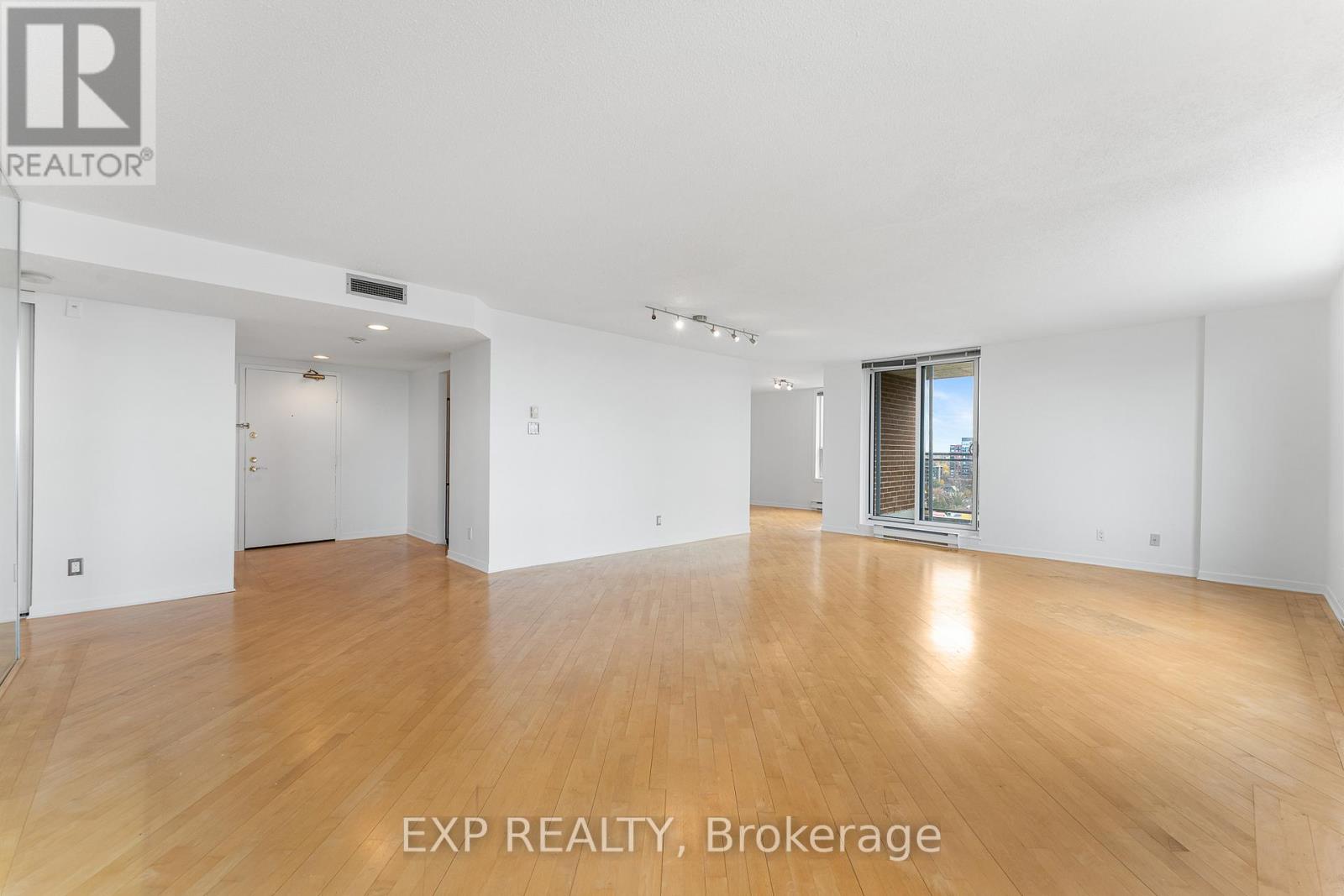 Ph10 - 215 Parkdale Avenue, Ottawa, Ontario  K1Y 4T8 - Photo 10 - X12526158