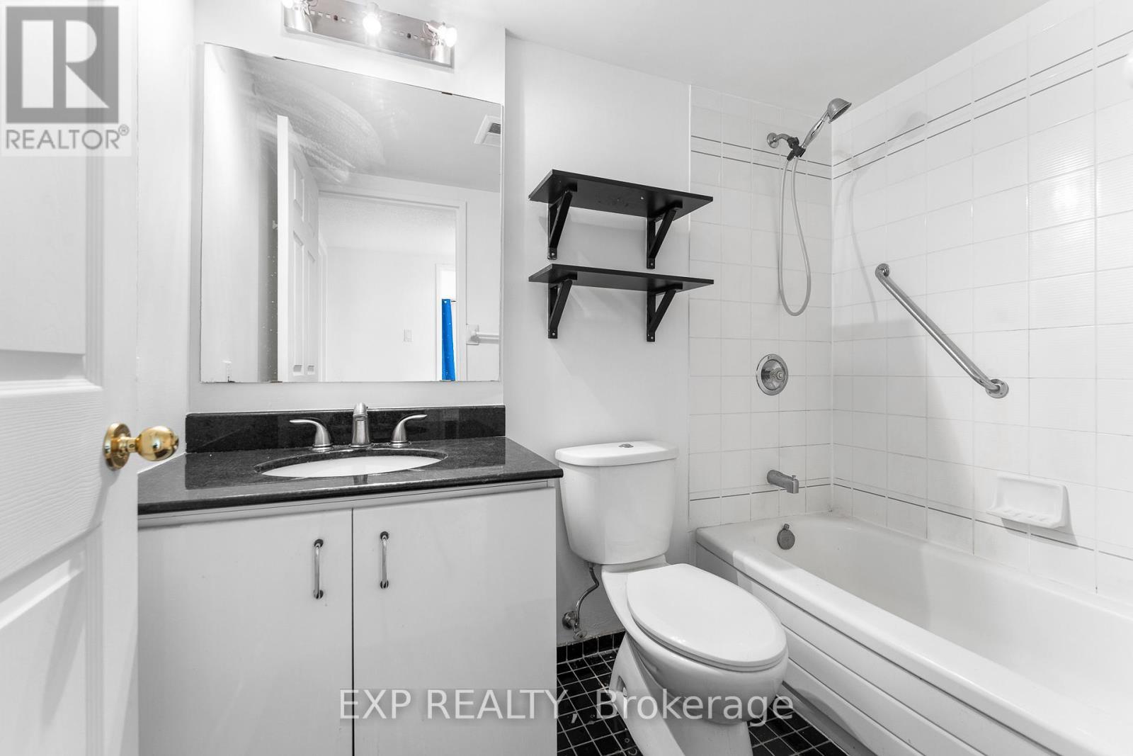 Ph10 - 215 Parkdale Avenue, Ottawa, Ontario  K1Y 4T8 - Photo 19 - X12526158