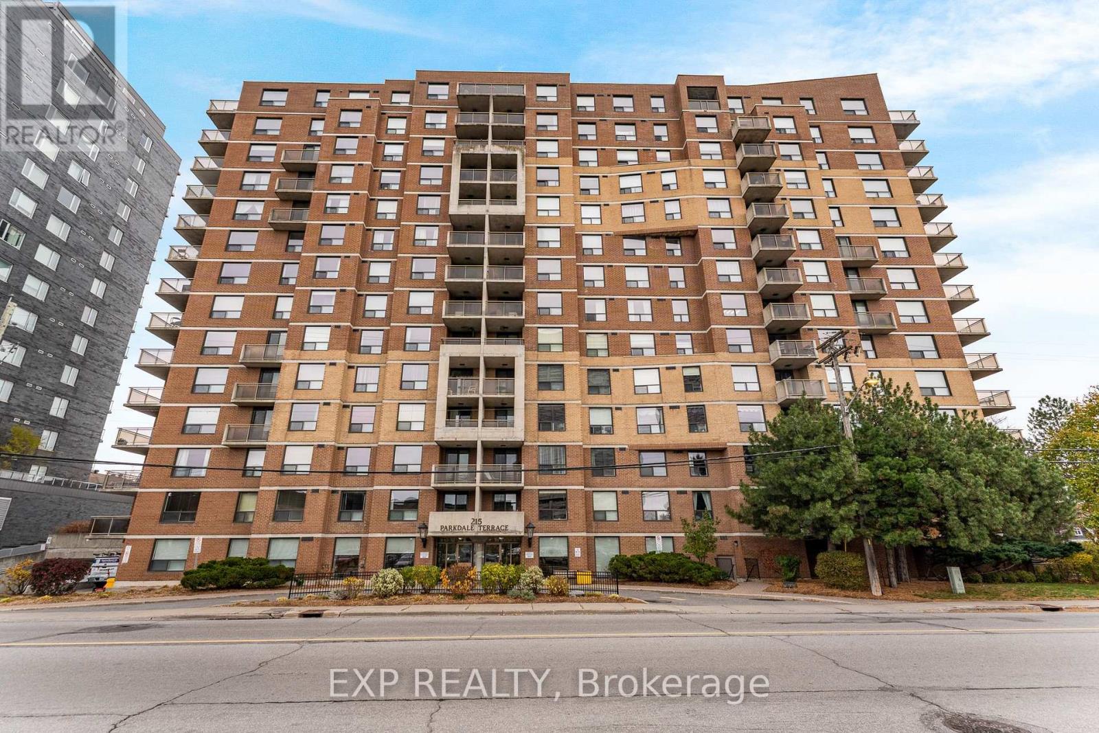 Ph10 - 215 Parkdale Avenue, Ottawa, Ontario  K1Y 4T8 - Photo 2 - X12526158