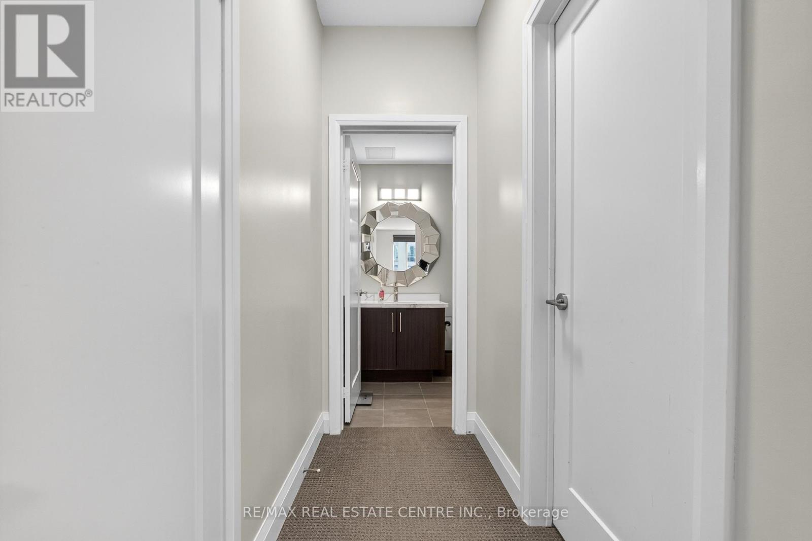 402 - 16 Concord Place, Grimsby, Ontario  L3M 0J1 - Photo 18 - X12526108