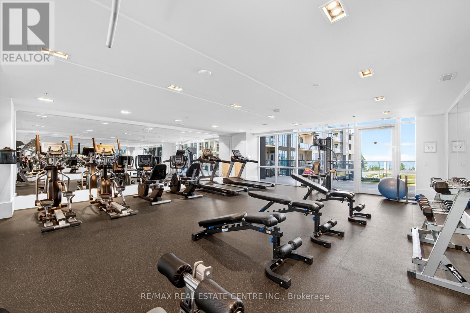 402 - 16 Concord Place, Grimsby, Ontario  L3M 0J1 - Photo 27 - X12526108