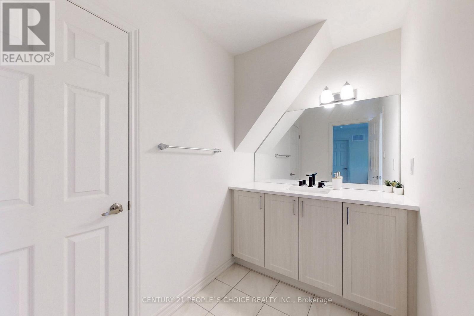 78 Dass Drive W, Centre Wellington, Ontario  N1M 0H9 - Photo 40 - X12526140