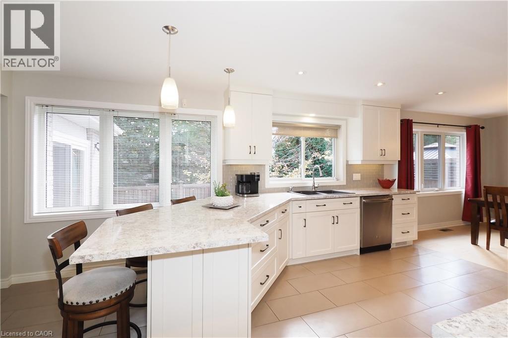 375 Crimson Drive, Waterloo, Ontario  N2K 2V2 - Photo 10 - 40780412