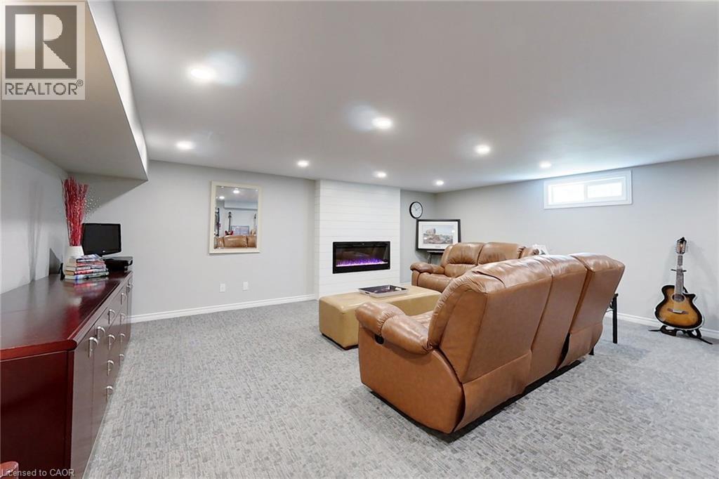 375 Crimson Drive, Waterloo, Ontario  N2K 2V2 - Photo 32 - 40780412