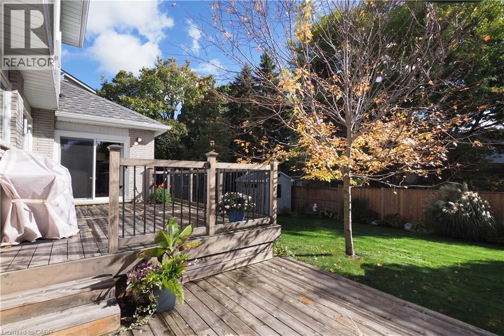 375 Crimson Drive, Waterloo, Ontario  N2K 2V2 - Photo 37 - 40780412