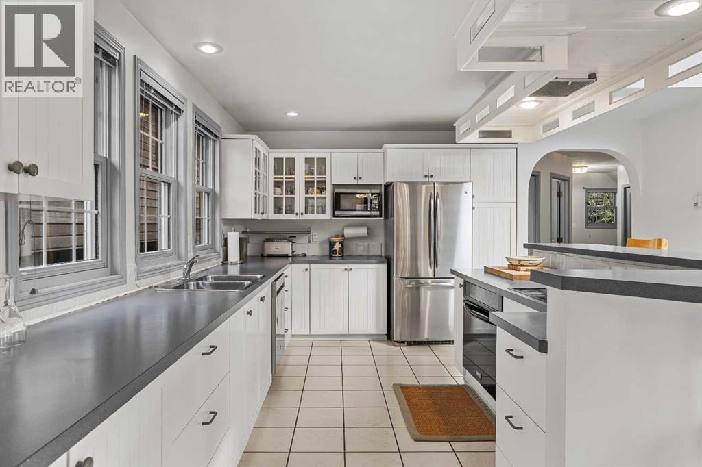 204 Benchlands Terrace, Canmore, Alberta  T1W 1G1 - Photo 17 - A2266624