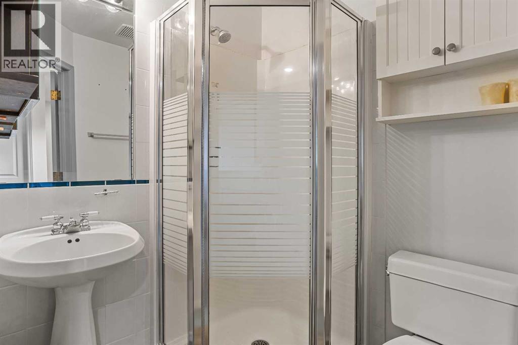 204 Benchlands Terrace, Canmore, Alberta  T1W 1G1 - Photo 32 - A2266624