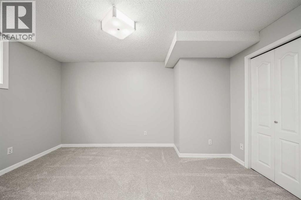 296 Lakeside Greens Crescent, Chestermere, Alberta  T1X 1C3 - Photo 29 - A2268702