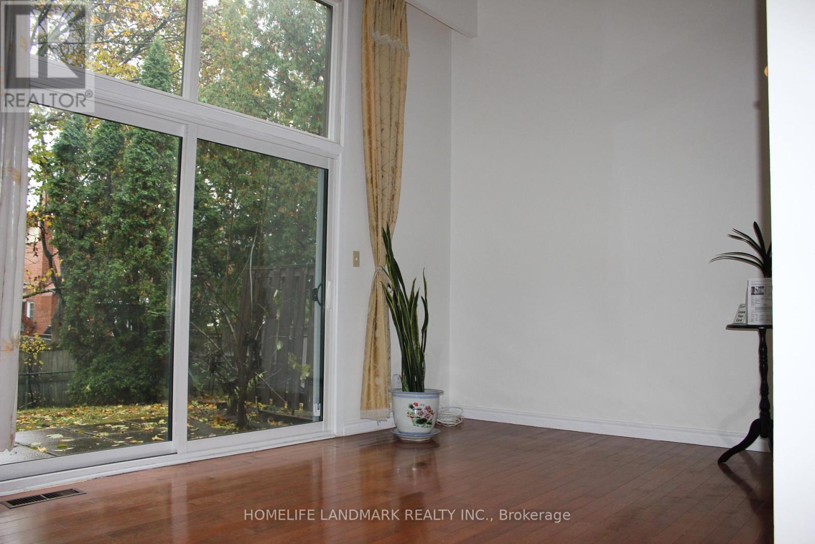 254 Sprucewood Court, Toronto, Ontario  M1W 1P7 - Photo 3 - E12464747