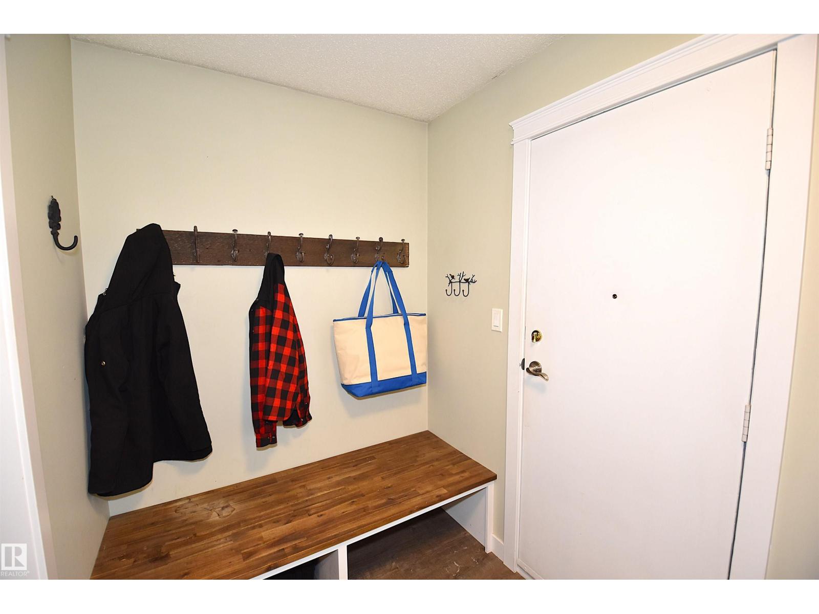 1574 54 St Nw, Edmonton, Alberta  T6L 6H4 - Photo 10 - E4465219