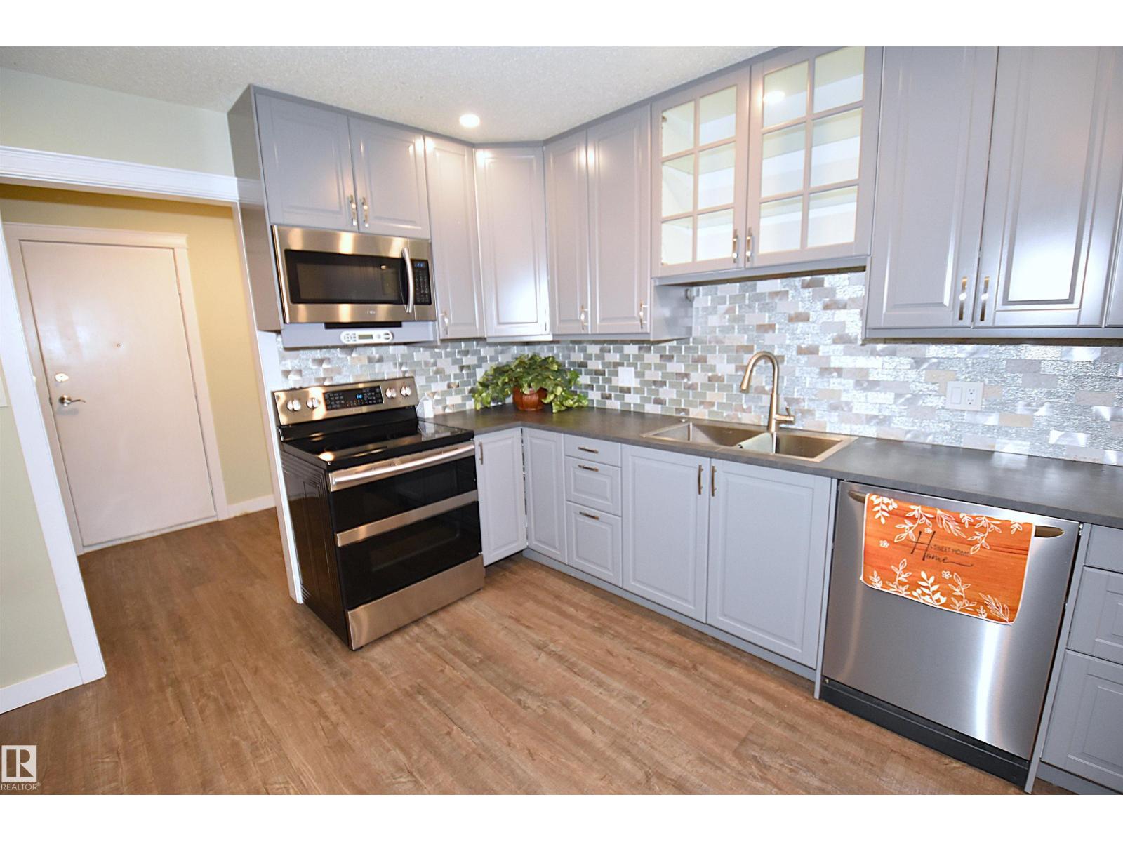 1574 54 St Nw, Edmonton, Alberta  T6L 6H4 - Photo 16 - E4465219