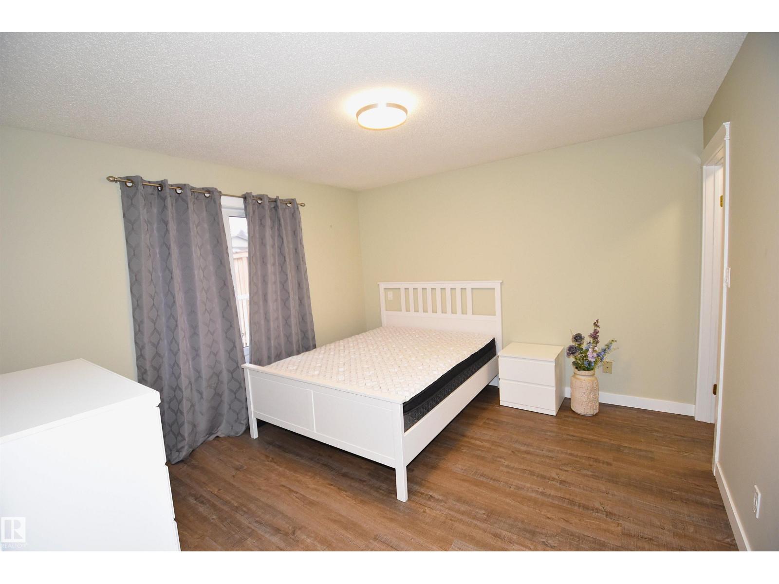 1574 54 St Nw, Edmonton, Alberta  T6L 6H4 - Photo 21 - E4465219