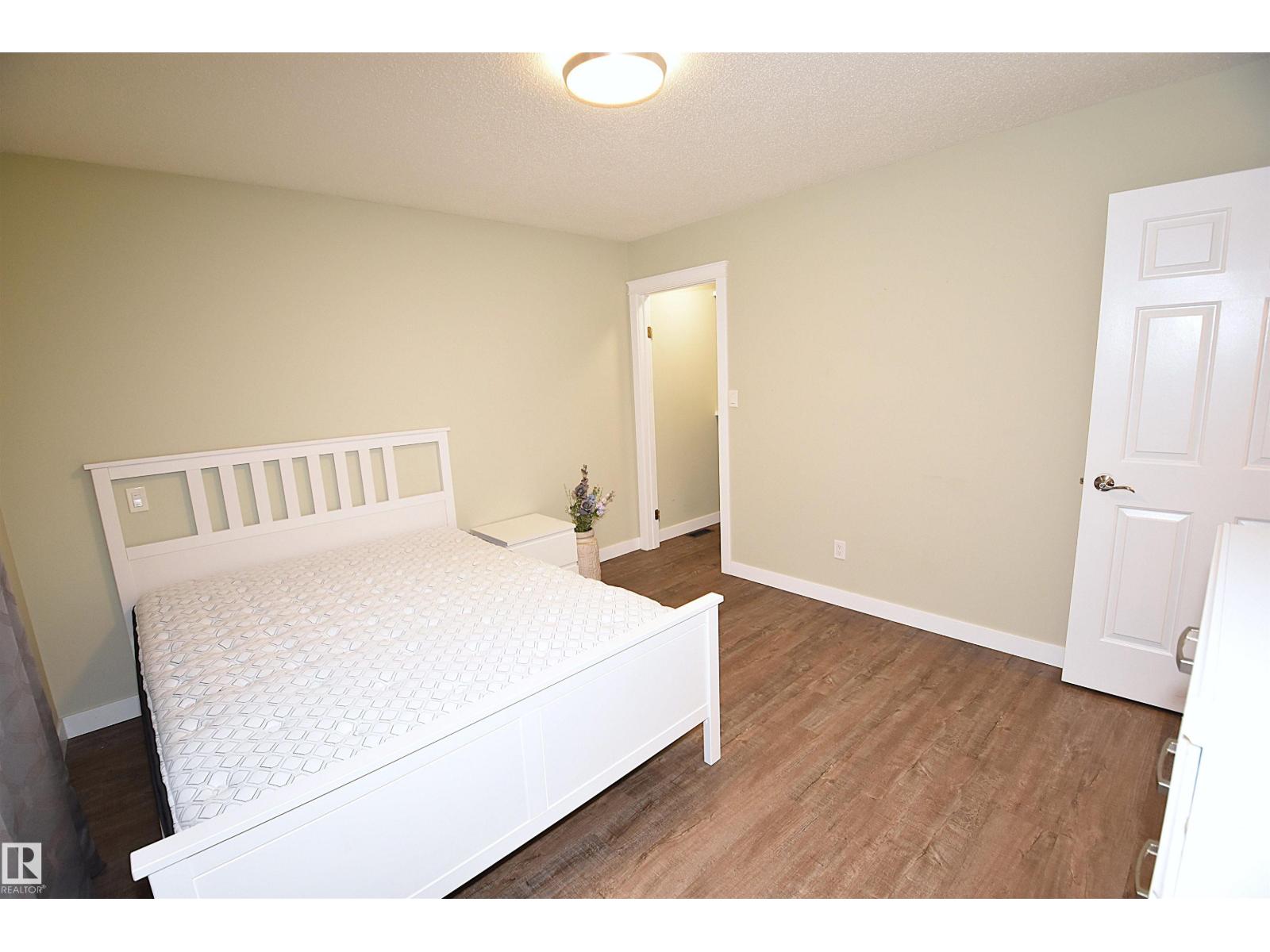 1574 54 St Nw, Edmonton, Alberta  T6L 6H4 - Photo 22 - E4465219