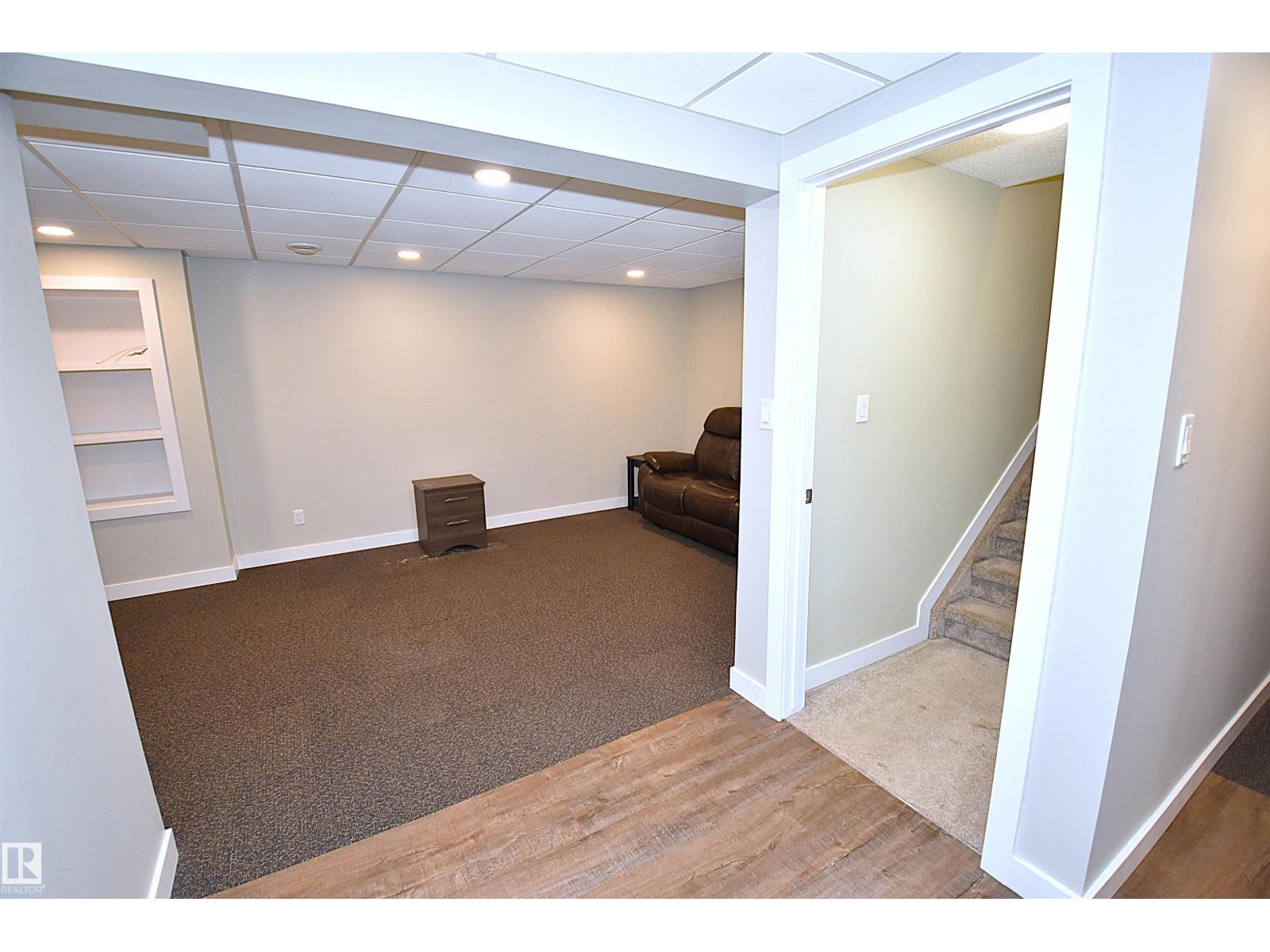 1574 54 St Nw, Edmonton, Alberta  T6L 6H4 - Photo 31 - E4465219