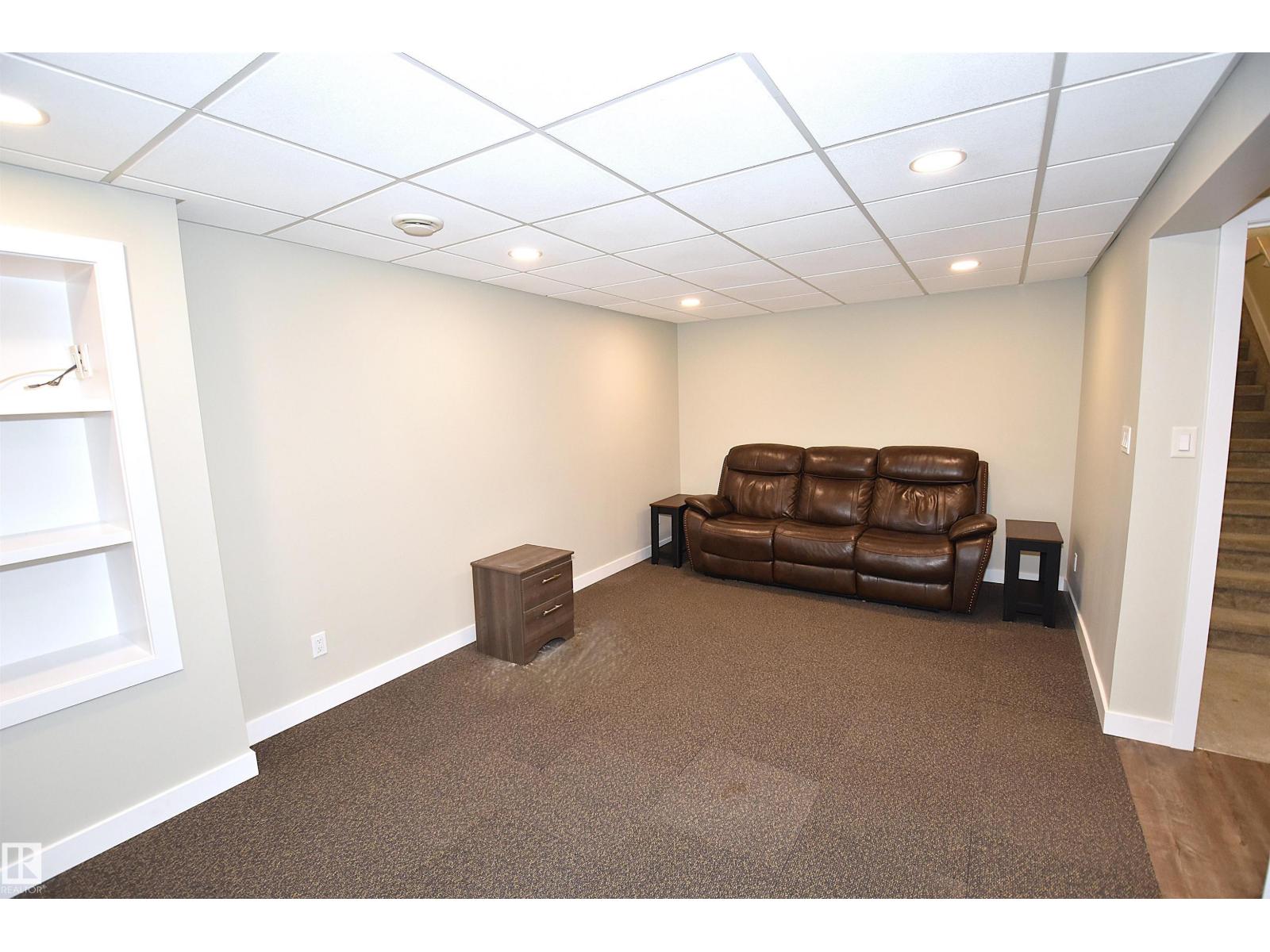 1574 54 St Nw, Edmonton, Alberta  T6L 6H4 - Photo 32 - E4465219