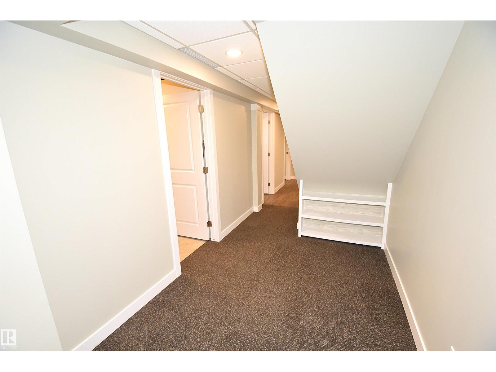 1574 54 St Nw, Edmonton, Alberta  T6L 6H4 - Photo 39 - E4465219