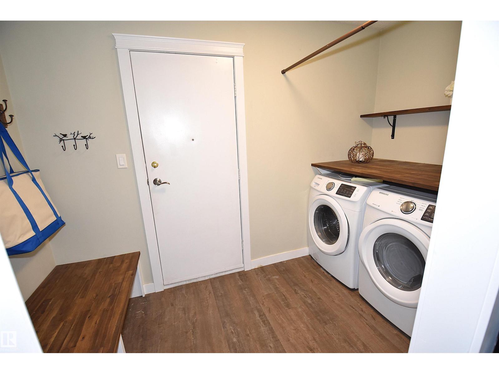 1574 54 St Nw, Edmonton, Alberta  T6L 6H4 - Photo 8 - E4465219