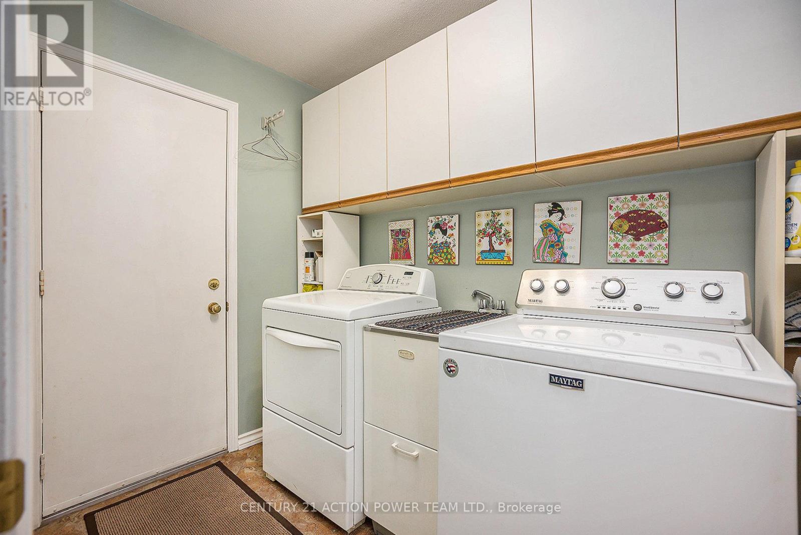 1358 Turner Crescent, Ottawa, Ontario K1E 2Y4 - Photo 19 - X12526174