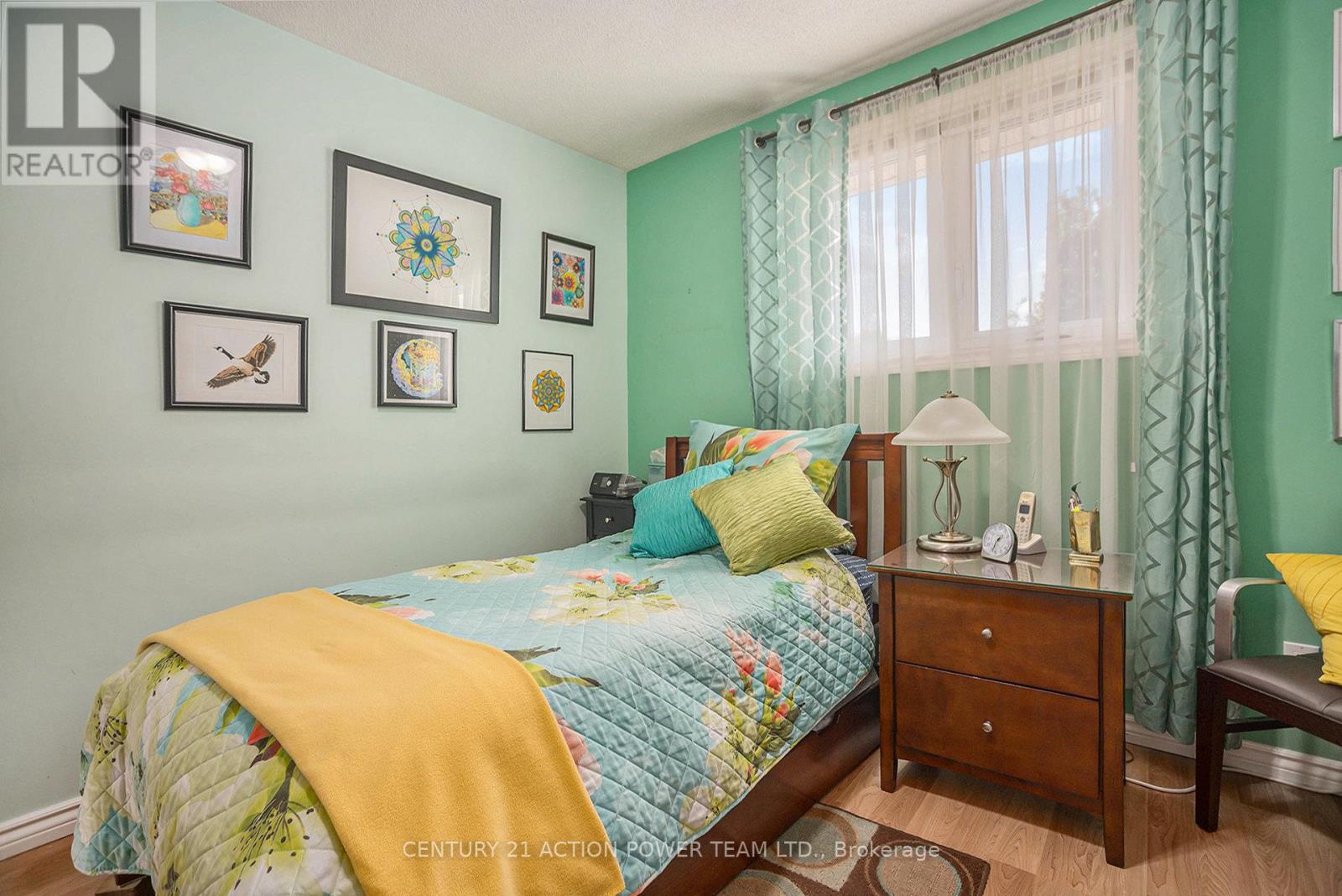 1358 Turner Crescent, Ottawa, Ontario K1E 2Y4 - Photo 25 - X12526174