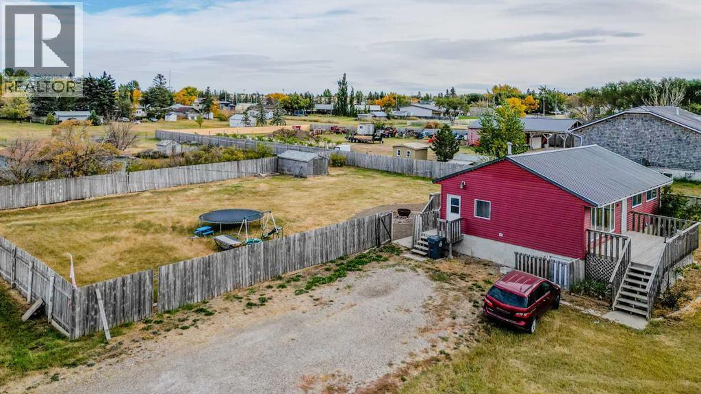 281 N 300 W, Raymond, Alberta  T0K 2S0 - Photo 27 - A2261381