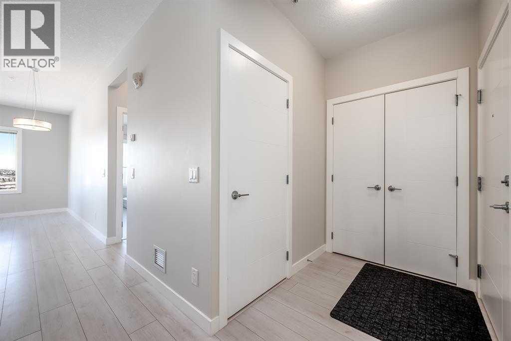202, 24 Sage Hill Terrace Nw, Calgary, Alberta  T3R 0W9 - Photo 3 - A2268698